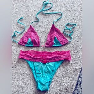 Vintage Beach Bunny Bikini 2009 Y2K Lace Charm Set – Pink & Turquoise